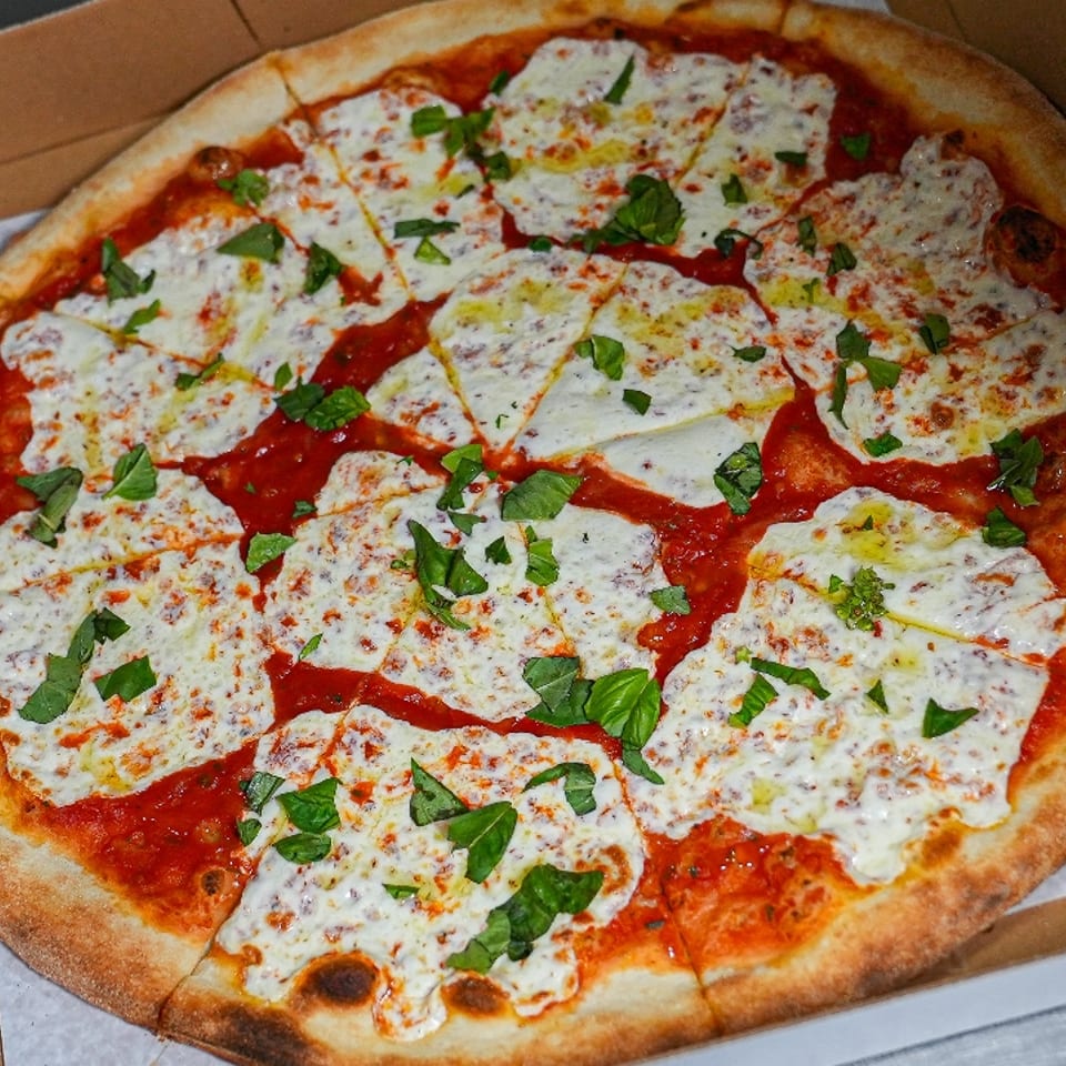 Delicious Margherita Pizza