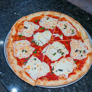 12" Small Margherita Pizza
